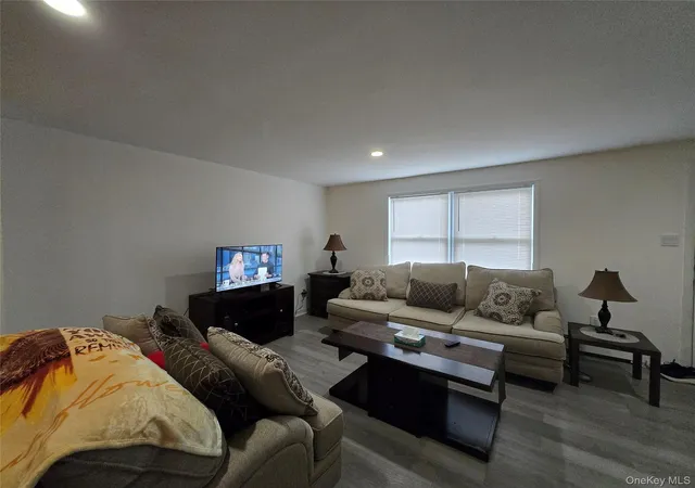Photo 2 of Single family home for sale at 11 Estate Dr, Middletown, NY 10940 | MLS# 1068066 | Listing updated on 2026-10-29