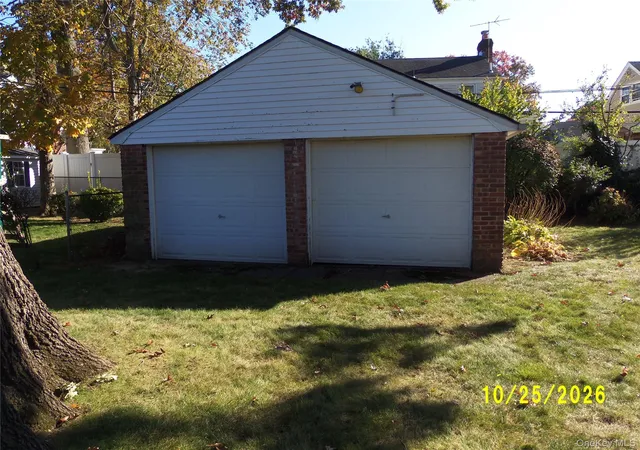 Photo 3 of Single family home for sale at 540 Stratford Rd, Hempstead, NY 11550 | MLS# 1068076 | Listing updated on 2026-10-29