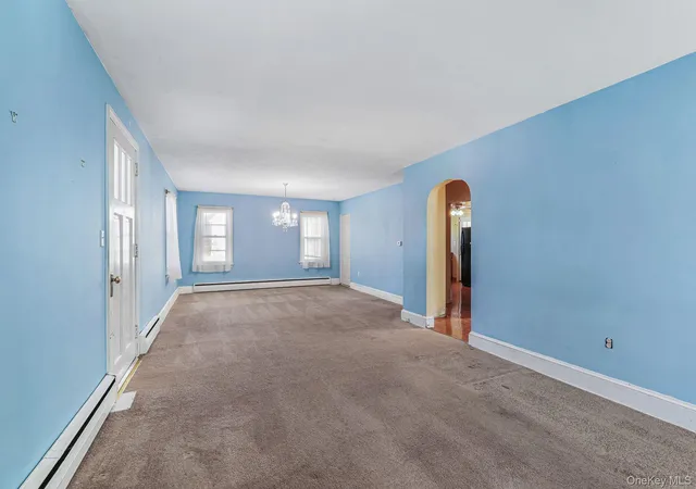 Photo 4 of Single family home for sale at 245 Quassaick Ave, New Windsor, NY 12553 | MLS# 1068077 | Listing updated on 2026-10-31