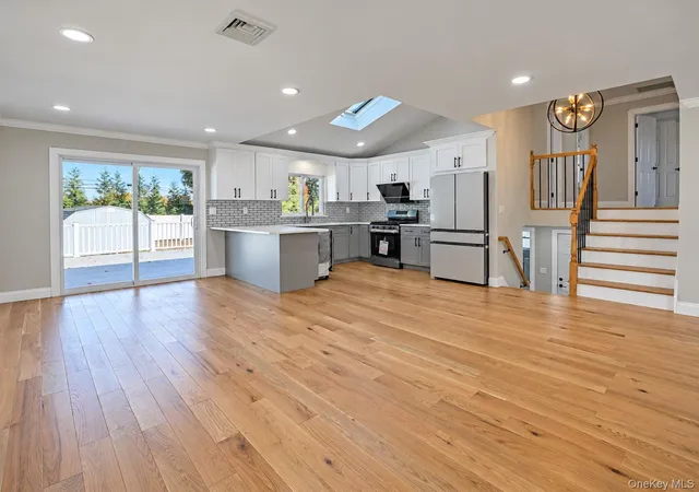 Photo 1 of Single family home for sale at 201 Martin Dr, Oyster Bay, NY 11791 | MLS# 1068085 | Listing updated on 2026-10-29