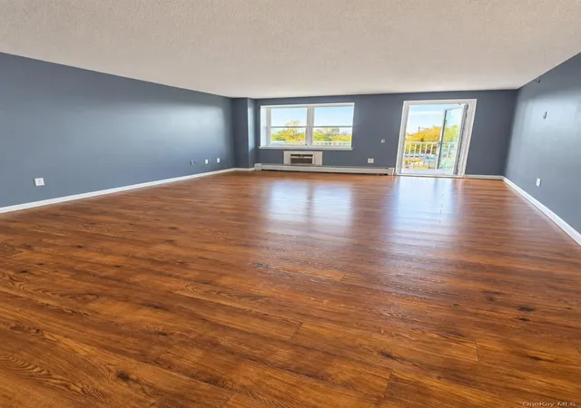 Photo 2 of Condo for sale at 260 Beach 81st St #3P, New York, NY 11693 | MLS# 1068087 | Listing updated on 2026-10-30