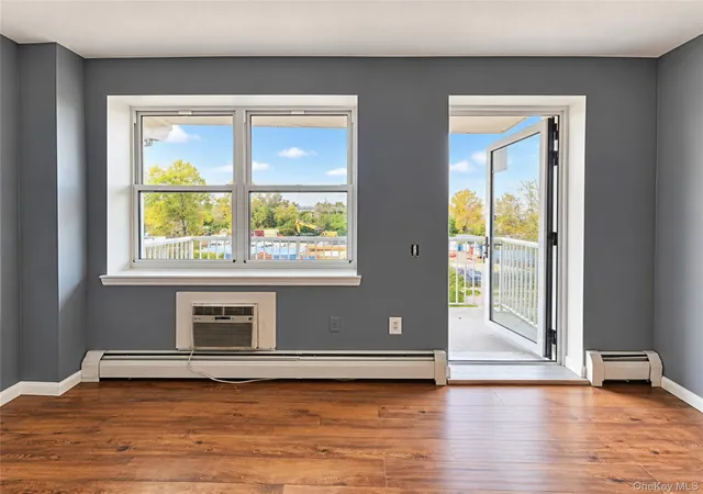 Photo 3 of Condo for sale at 260 Beach 81st St #3P, New York, NY 11693 | MLS# 1068087 | Listing updated on 2026-10-30