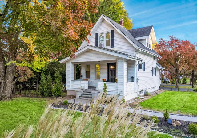 Photo 2 of Single family home for sale at 12 E Nauraushaun Ave, Orangetown, NY 10965 | MLS# 1068106 | Listing updated on 2026-10-29