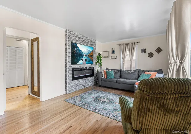 Photo 2 of Single family home for sale at 178 Rhodes Ave, Hempstead, NY 11550 | MLS# 1068120 | Listing updated on 2026-10-30