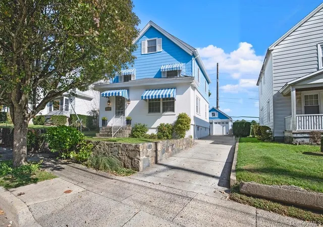 Single family home for sale at 93 Haven Ave, North Hempstead, NY 11050 | MLS# 1068187