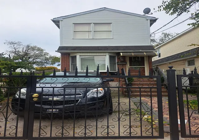 Photo 1 of Single family home for sale at 190 04 118th Avenue, New York, NY 11412 | MLS# 1068190 | Listing updated on 2026-10-29