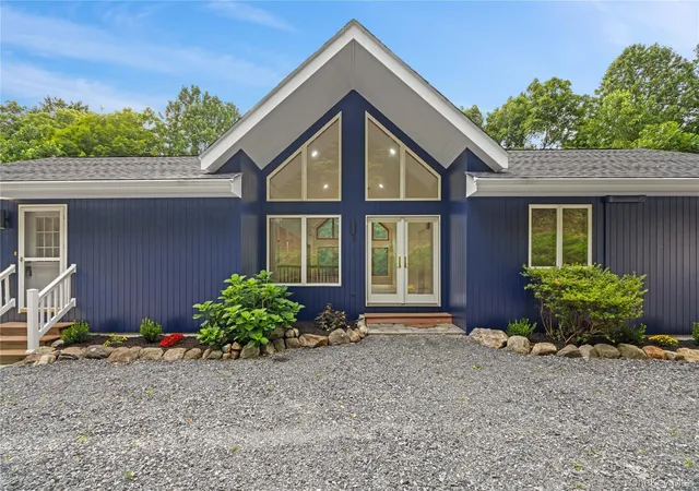 Photo 1 of Single family home for sale at 24 Babbling Brk Ln, Philipstown, NY 10516 | MLS# 1068224 | Listing updated on 2026-10-29