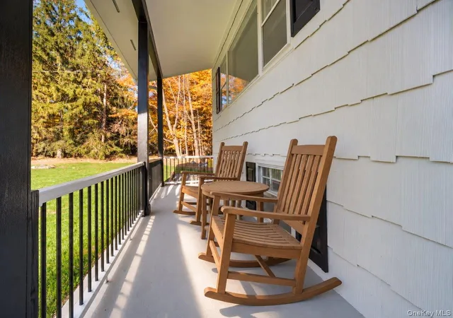 Photo 4 of Single family home for sale at 296 Greeves Rd, Wawayanda, NY 10958 | MLS# 1068319 | Listing updated on 2026-10-30