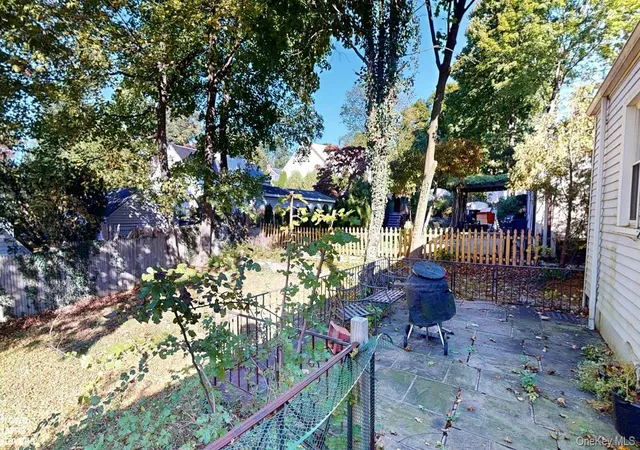 Photo 2 of Single family home for sale at 27 Harvard Dr, Greenburgh, NY 10530 | MLS# 1068457 | Listing updated on 2026-10-30