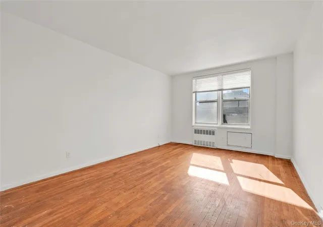 Photo 3 of Condo for sale at 4125 Kissena Blvd #4UU, New York, NY 11355 | MLS# 1068550 | Listing updated on 2026-10-30