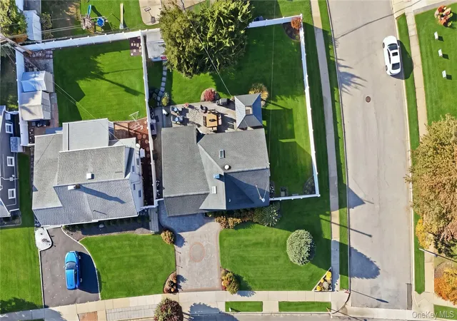 Photo 4 of Single family home for sale at 30 Low Ln, Hempstead, NY 11756 | MLS# 1068670 | Listing updated on 2026-10-30