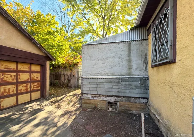 Photo 3 of Single family home for sale at 113-29 202nd Street, New York, NY 11412 | MLS# 1068671 | Listing updated on 2026-10-30
