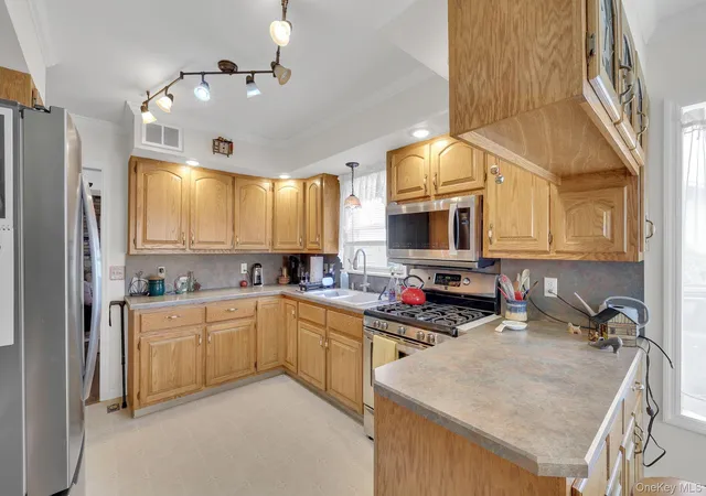 Photo 3 of Single family home for sale at 20 Apple Ln, Deerpark, NY 12785 | MLS# 1068693 | Listing updated on 2026-10-31