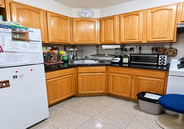 Photo 2 of Condo for sale at 40-24 76th Street #3B, New York, NY 11373 | MLS# 1068791 | Listing updated on 2026-10-30