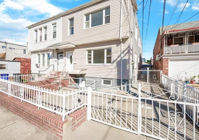 Photo 1 of House for sale at 901 E 98th Street, New York, NY 11236 | MLS# 1068792 | Listing updated on 2026-10-30