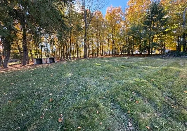 Photo 4 of Single family home for sale at 712 California Ave, Wallkill, NY 10940 | MLS# 1068821 | Listing updated on 2026-10-31
