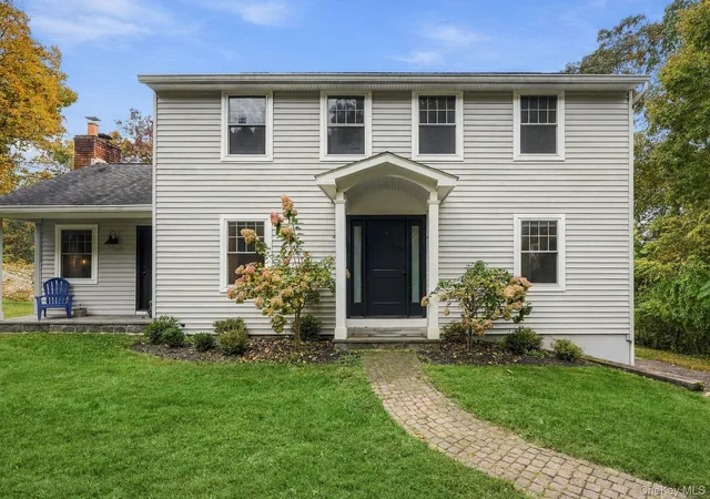 Photo 1 of Single family home for sale at 3 Harvey Rd, Croton Falls, NY 10519 | MLS# H6098561 | Listing updated on 2026-10-17