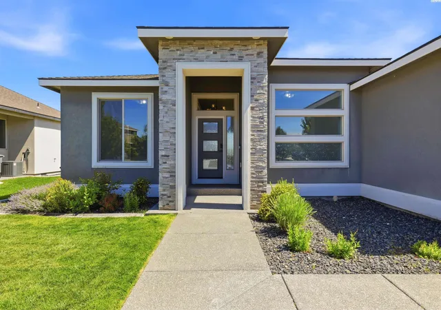 2nd image of 3030 Wild Canyon Way, Richland, WA 99354 | MLS# 294126