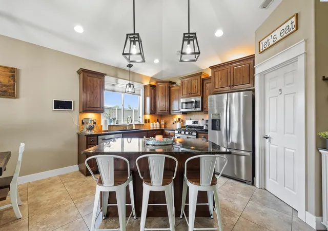2nd image of 4612 Meadow View Dr, Pasco, WA 99301 | MLS# 293257