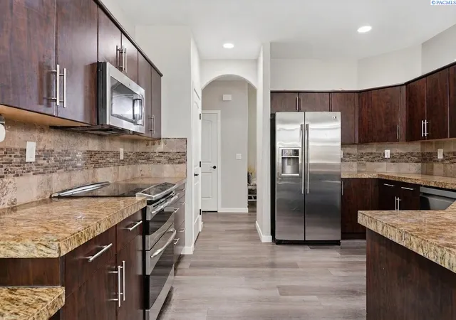 5th image of 497 Charbonnueau Dr, Richland, WA 99352 | MLS# 291464