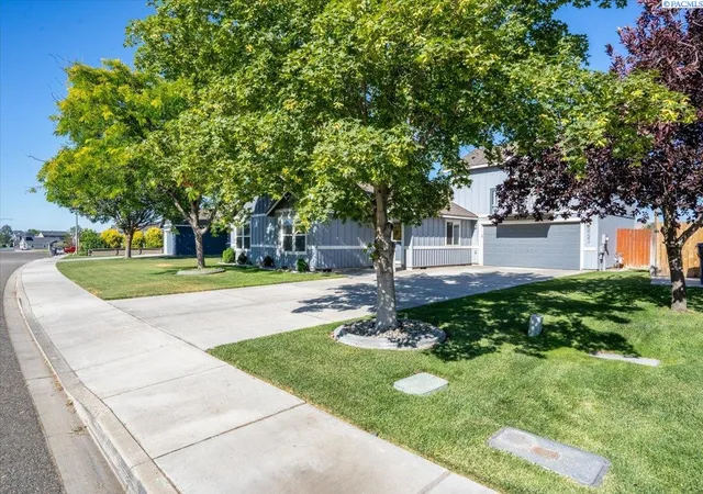 4th image of 5721 Coppercap Mountain Lane, Pasco, WA 99301 | MLS# 294610
