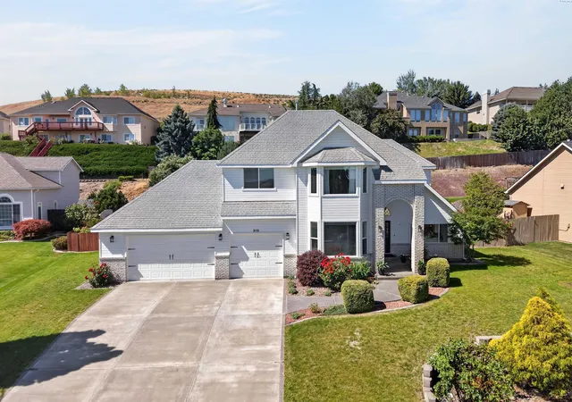 Homes for sale in Richland, WA | 313 Adair Dr, Richland, WA 99352 | MLS# 293956
