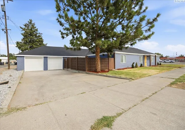 1st image of 807 N 12th Ave, Pasco, WA 99301 | MLS# 294456