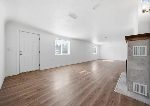 5th image of 807 N 12Th Ave, Pasco, WA 99301 | MLS# 294456