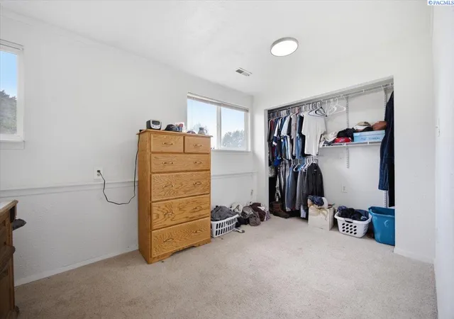 Photo 3 of Single family home for sale at 3326 W 23rd Avenue, Kennewick, WA 99337 | MLS# 294472 | Listing updated on 2026-09-17