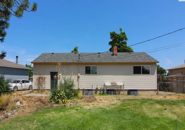 Homes for sale in Richland, WA | 1907 Hood Avenue, Richland, WA 99354 | MLS# 294445