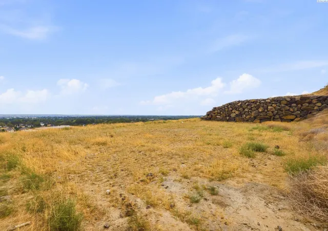 Photo 2 of Land for sale at 7298 W 20th Avenue, Kennewick, WA 99338 | MLS# 295103 | Listing updated on 2026-07-30