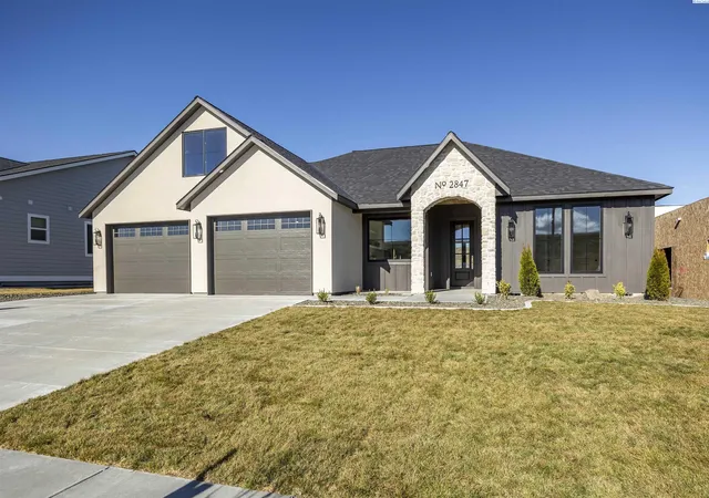 Photo 1 of Single family home for sale at 2847 Savanna Ave, Richland, WA 99352 | MLS# 293403 | Listing updated on 2026-09-09