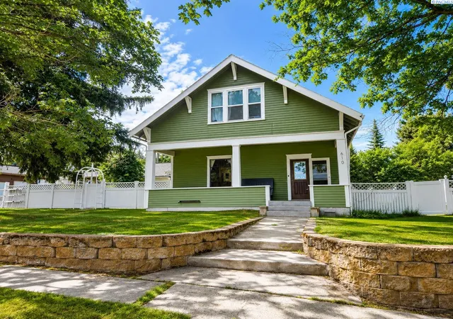 1st image of 610 Fountain, Colton, WA 99113 | MLS# 294255