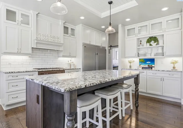 Photo 3 of Single family home for sale at 903 W 22nd Place, Kennewick, WA 99337 | MLS# 293994 | Listing updated on 2026-09-17