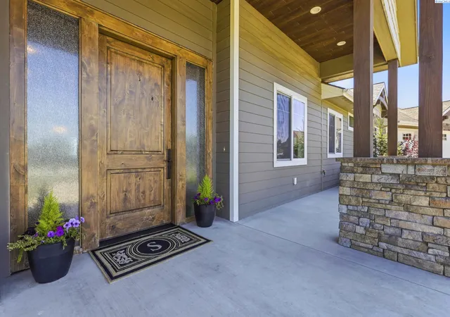 4th image of 903 W 22Nd Pl, Kennewick, WA 99337 | MLS# 293994