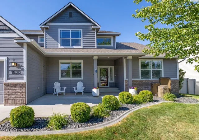 Homes for sale in Richland, WA | 1630 Manchester Street, Richland, WA 99352 | MLS# 294142