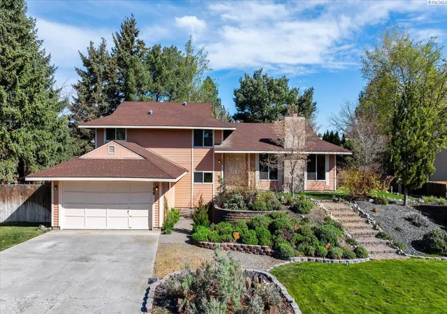 1st image of 120 Macarthur Street, Richland, WA 99354 | MLS# 291870