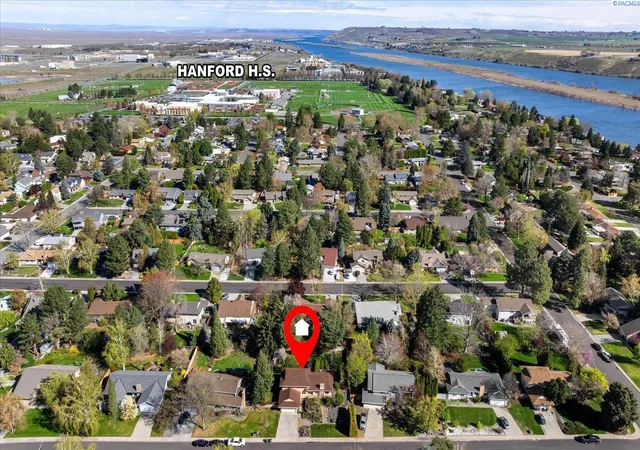 2nd image of 120 Macarthur Street, Richland, WA 99354 | MLS# 291870