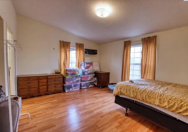27th image of 1383 Puterbaugh Rd, Grandview, WA 98930 | MLS# 289940