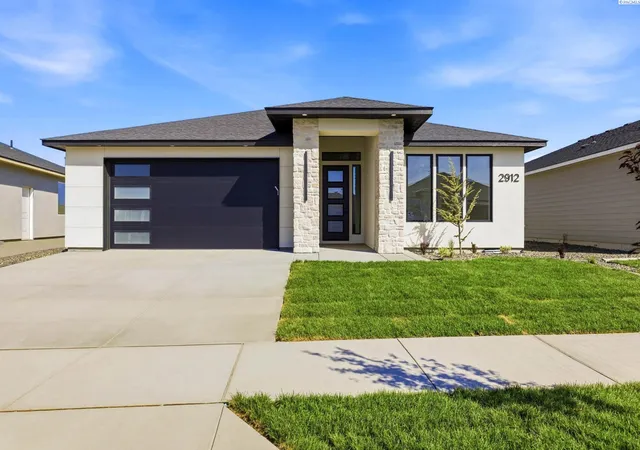2nd image of 2912 Meadowlark Ave, Richland, WA 99352 | MLS# 294571