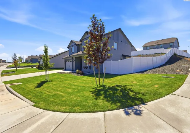 2nd image of 4920 Corinth Dr, Pasco, WA 99301 | MLS# 294032