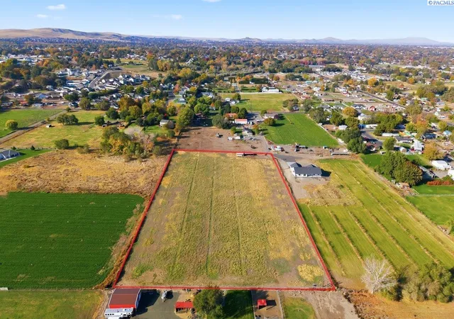 1st image of Tbd S Lot 3 Gum St, Kennewick, WA 99336 | MLS# 289798