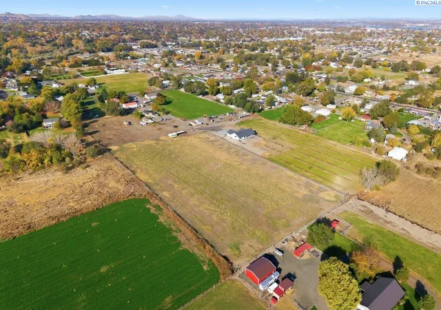 2nd image of Tbd S Lot 3 Gum St, Kennewick, WA 99336 | MLS# 289798