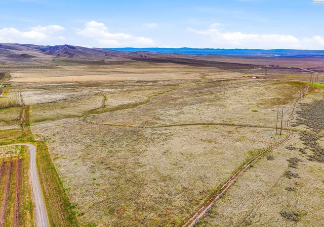 5th image of Nka W Sr 24, Mattawa, WA 99349 | MLS# 291417