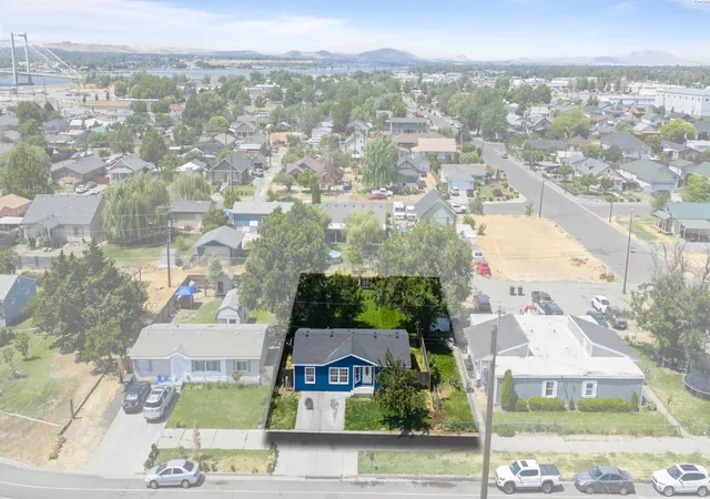 Homes for sale in Pasco, WA | 910 S 4th Ave, Pasco, WA 99301 | MLS# 294314
