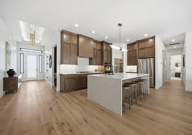 Photo 2 of Single family home for sale at 8034 W 12th Avenue, Kennewick, WA 99338 | MLS# 292952 | Listing updated on 2026-09-17