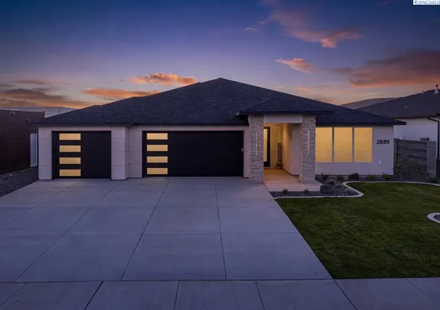 1st image of 2839 Savanna Ave, Richland, WA 99352 | MLS# 294593
