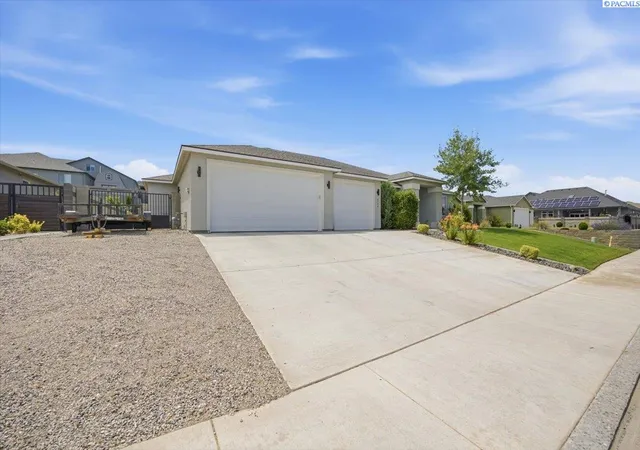 2nd image of 6749 Argos St, West Richland, WA 99353 | MLS# 294302