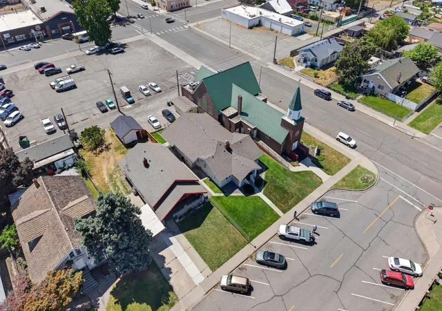 31st image of 528 W Bonneville St, Pasco, WA 99301 | MLS# 293227
