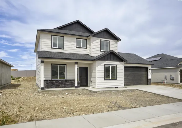 41st image of 215 Packer St, Prosser, WA 99350 | MLS# 291408